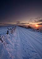 2320 Run Run Chris Gilbert, Ravenseye Gallery, Peak District, Photographs, Courses